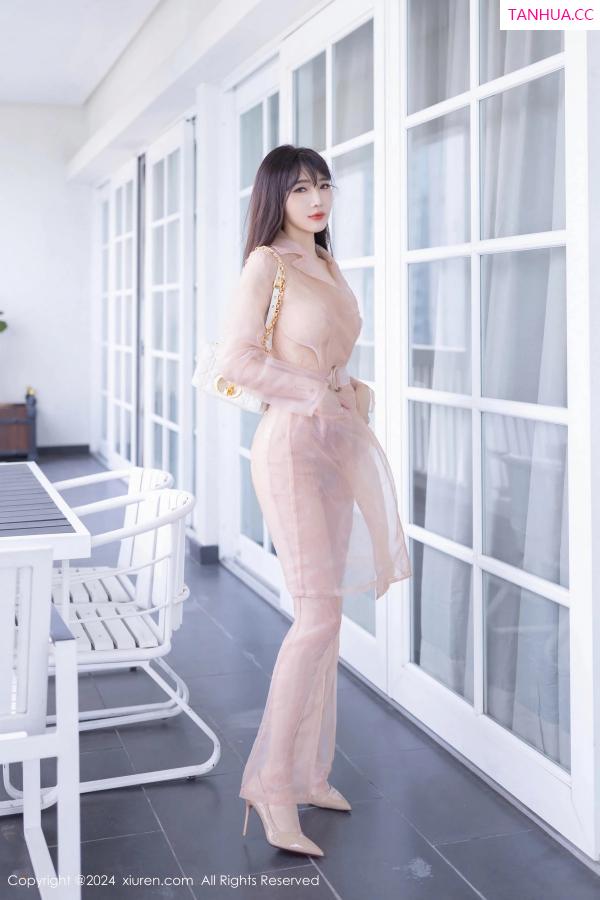 [XiuRen]高清写真图 2024.05.09 No.8509 陆萱萱 美腿性感